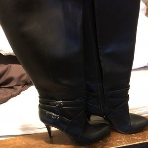 Size 9 1/2 Wide calf Black Boots